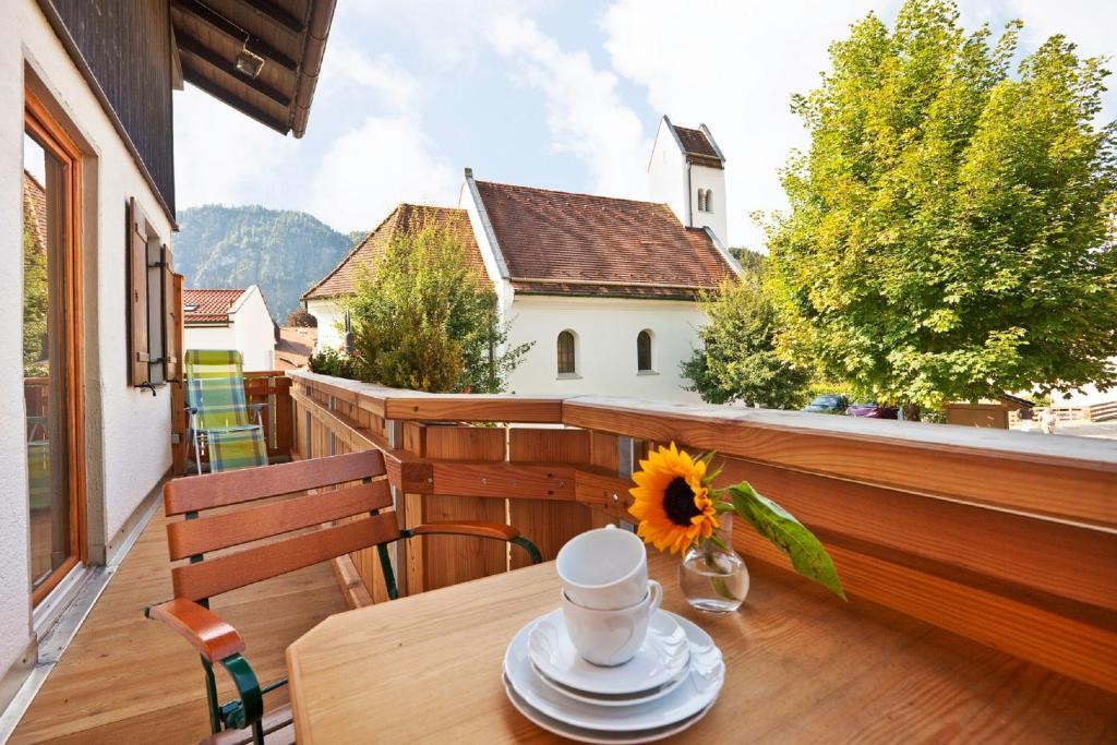 Füssen Hotel Restaurant Fruehlingsgarten מראה חיצוני תמונה