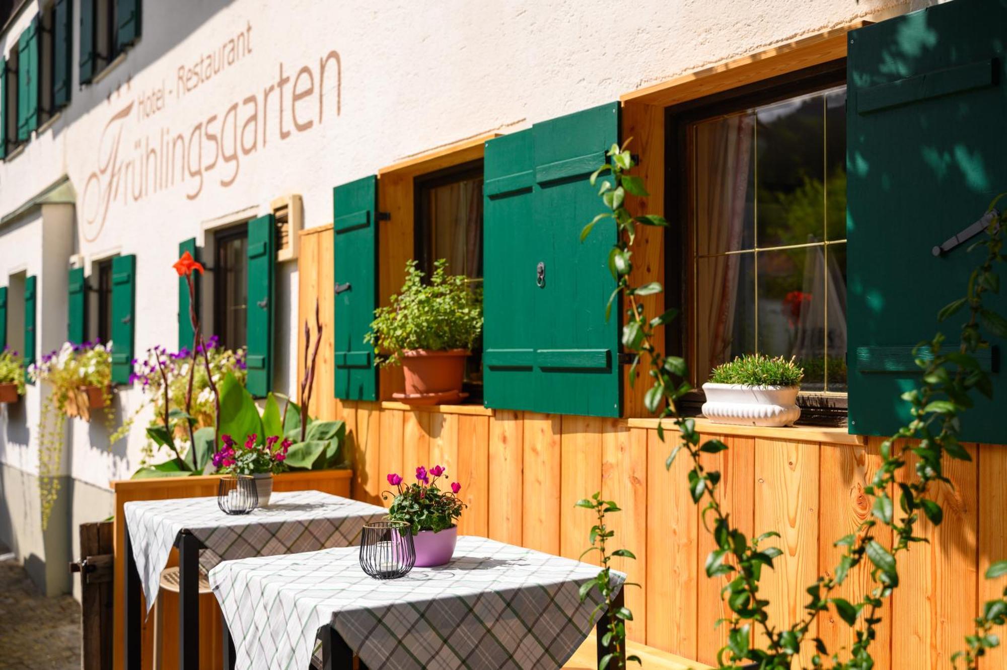 Füssen Hotel Restaurant Fruehlingsgarten מראה חיצוני תמונה